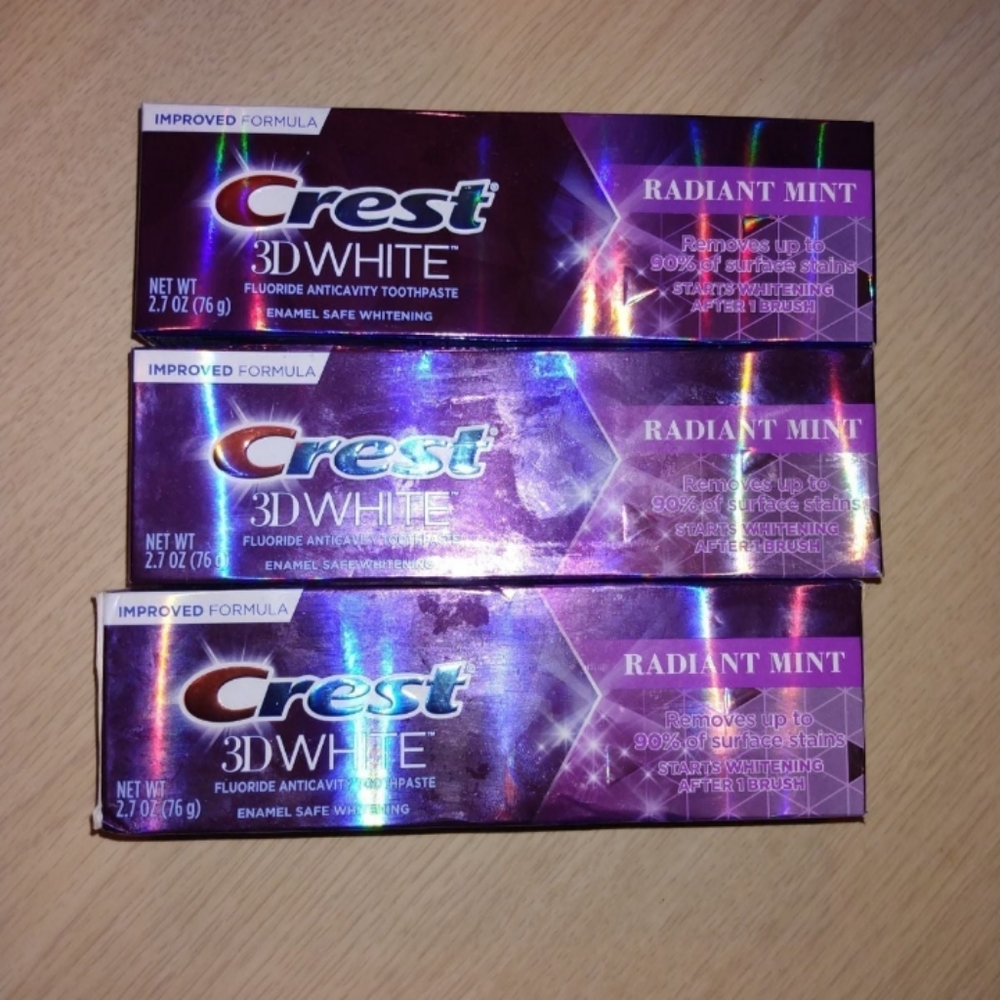Crest 3D White Radiant Mint Toothpaste x 3